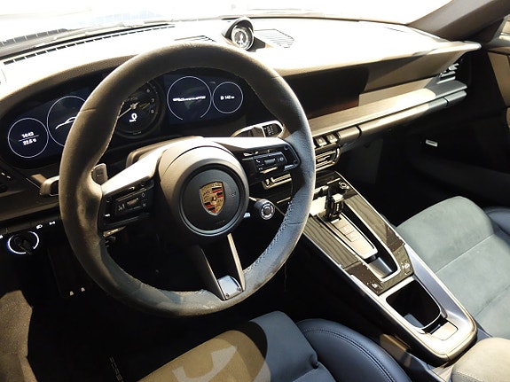 Porsche 911 3 of 5