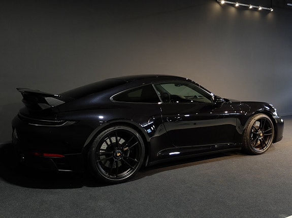 Porsche 911 9 of 9