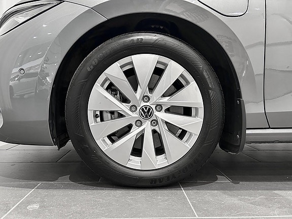 Volkswagen Passat 5 of 5