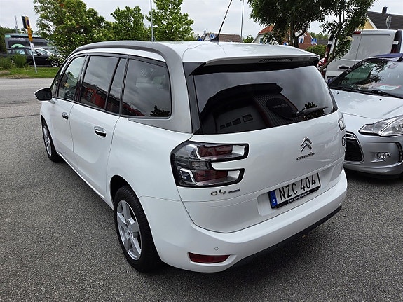 Citroen C4 Picasso 7 of 16