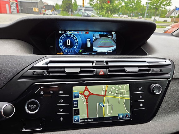 Citroen C4 Picasso 12 of 16