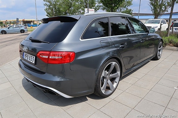 Audi RS4 11 of 24