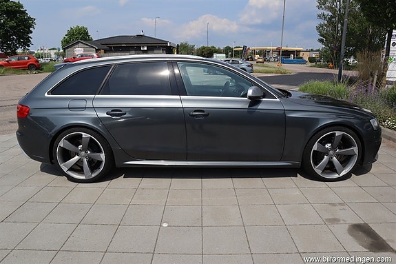 Audi RS4 8 of 24