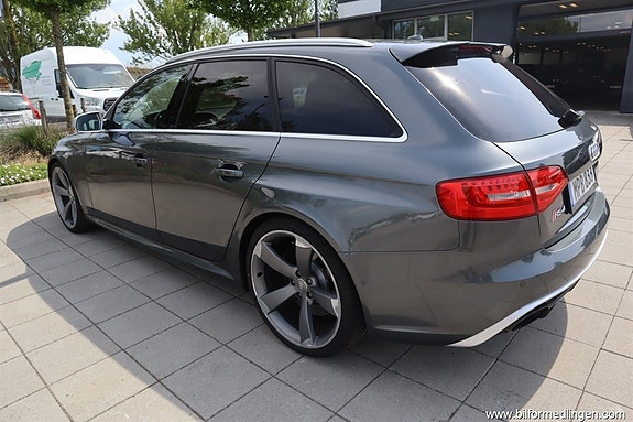 Audi RS4 10 of 24
