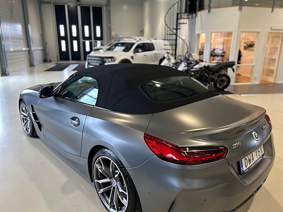 BMW Z4 4 of 5