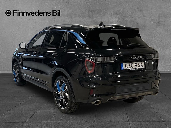 Lynk & Co 01 3 of 9