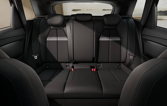 Audi Q4 e-tron 6 of 7