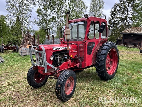 Traktor Volvo BM Buster 400