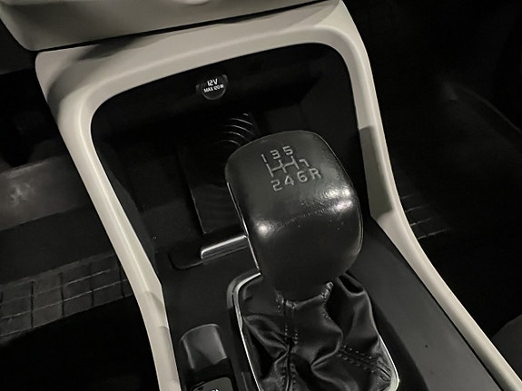 Volvo XC40 18 of 24