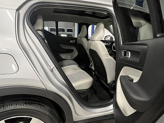 Volvo XC40 16 of 24
