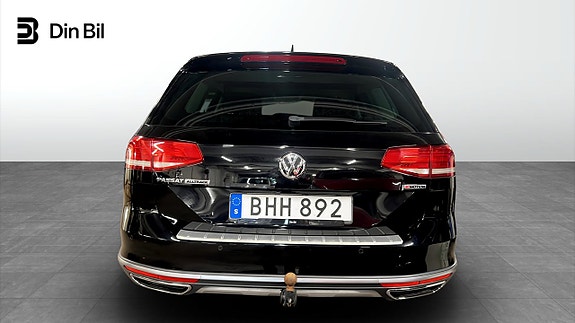 Volkswagen Passat Alltrack 5 of 5