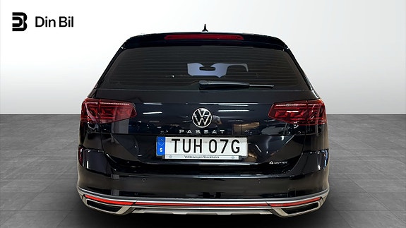 Volkswagen Passat Alltrack 5 of 5