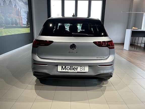 Volkswagen Golf VIII 4 of 19