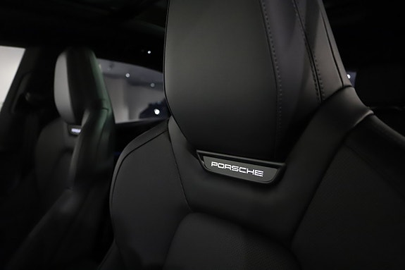 Porsche Macan GTS 11 of 22