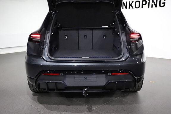 Porsche Macan GTS 21 of 22