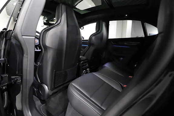 Porsche Macan GTS 18 of 22