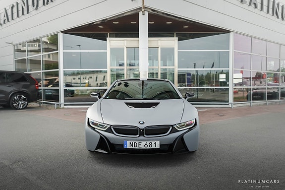 BMW i8 4 of 18