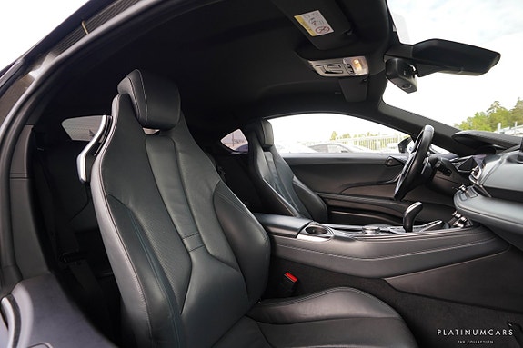 BMW i8 11 of 18