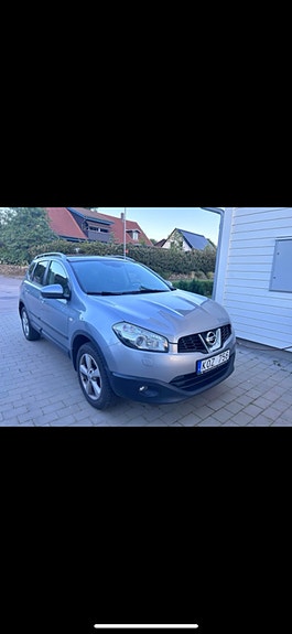 Nissan Qashqai+2 2 of 5