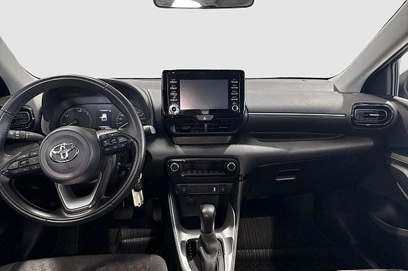 Toyota Yaris 10 of 12