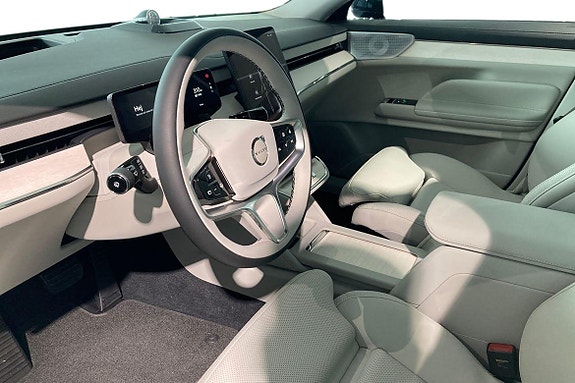 Volvo ES90 14 of 21