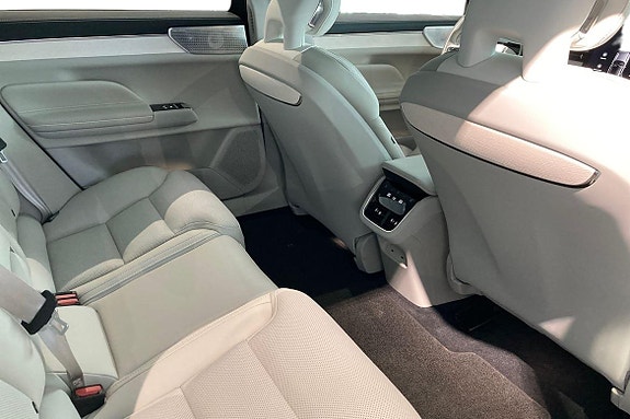 Volvo ES90 9 of 21