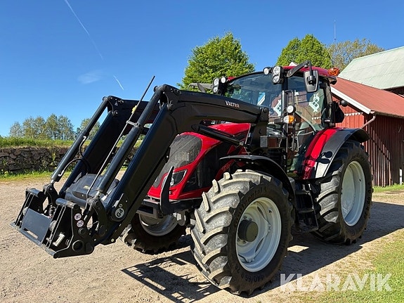 Traktor Valtra A114 Unlimited HiTech