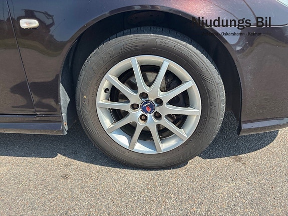 Saab 9-3 10 of 12
