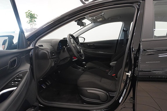 Hyundai Bayon 2 of 5