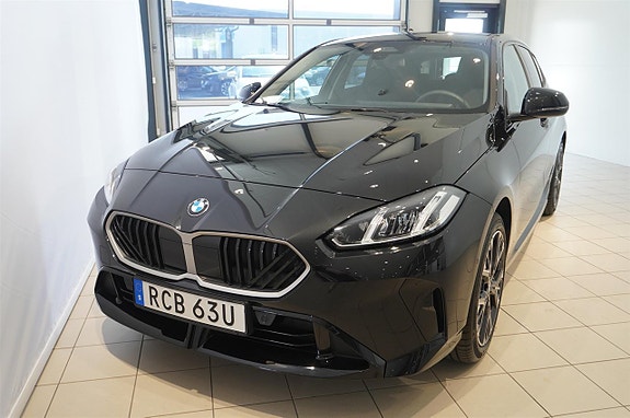 BMW 120 9 of 15