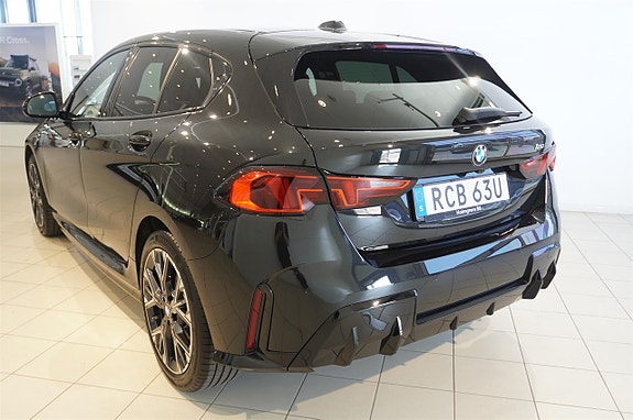 BMW 120 5 of 15
