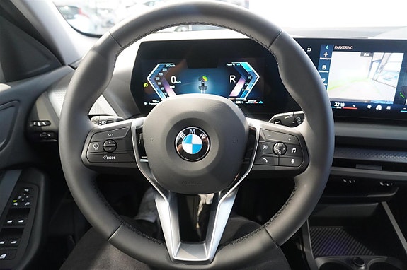 BMW 120 10 of 15