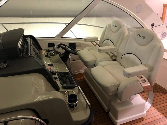 Sea Ray 515 12 of 12