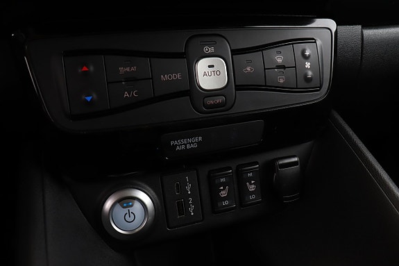 Nissan Leaf 22 of 26