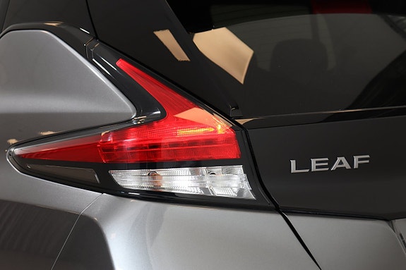 Nissan Leaf 7 of 26