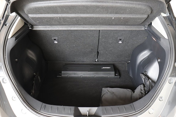 Nissan Leaf 13 of 26