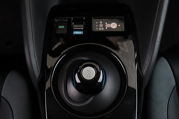 Nissan Leaf 14 of 26