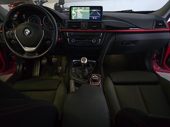 BMW 320d 9 of 16