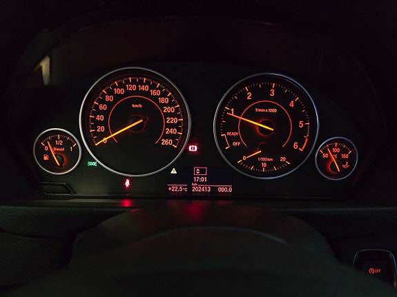 BMW 320d 16 of 16