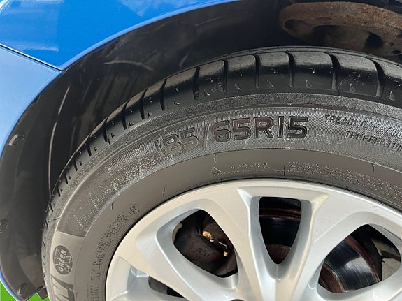 Mazda 2 9 of 25