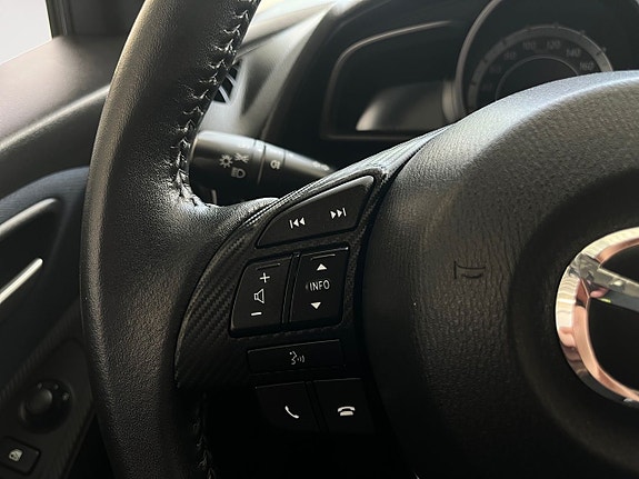 Mazda 2 25 of 25