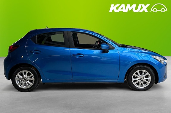 Mazda 2 2 of 5