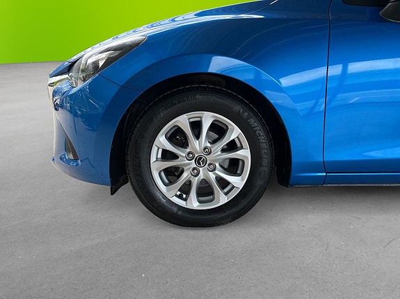 Mazda 2 8 of 25