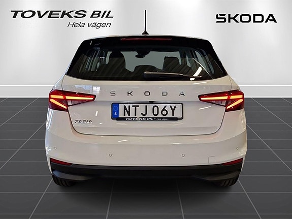 Skoda Fabia 4 of 5