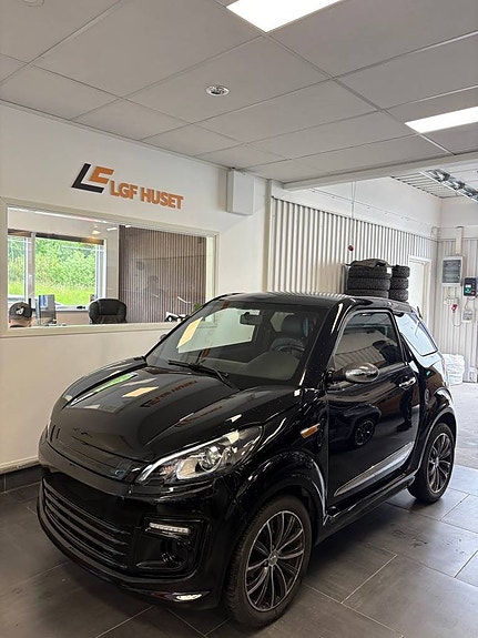 Mopedbil Ligier JS50 DCI ELEGANCE S&V däck (1-ägare 1500mil)
