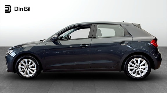 Audi A1 2 of 5