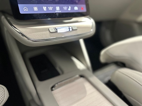 Volvo ES90 16 of 18