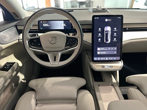 Volvo ES90 12 of 18