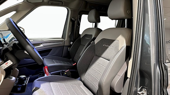 Volkswagen California 8 of 12