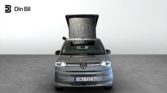 Volkswagen California 4 of 5